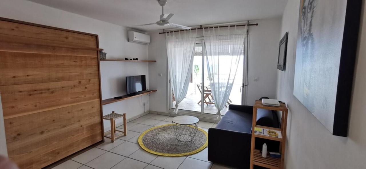 Studio Unless Summer - Saint Gilles Les Bains Екстериор снимка